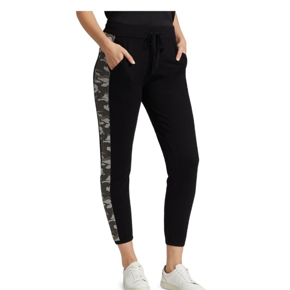 Monrow Pants - Monrow Black Jog Pant with Camo detail down leg size M